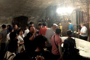 Südkoreanisches cittaslow-Netzwerk zu Gast in Deidesheim