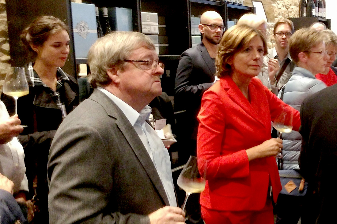 Die rheinland-pfälzische Ministerpräsidentin Malu Dreyer zu Besuch in Deidesheim.